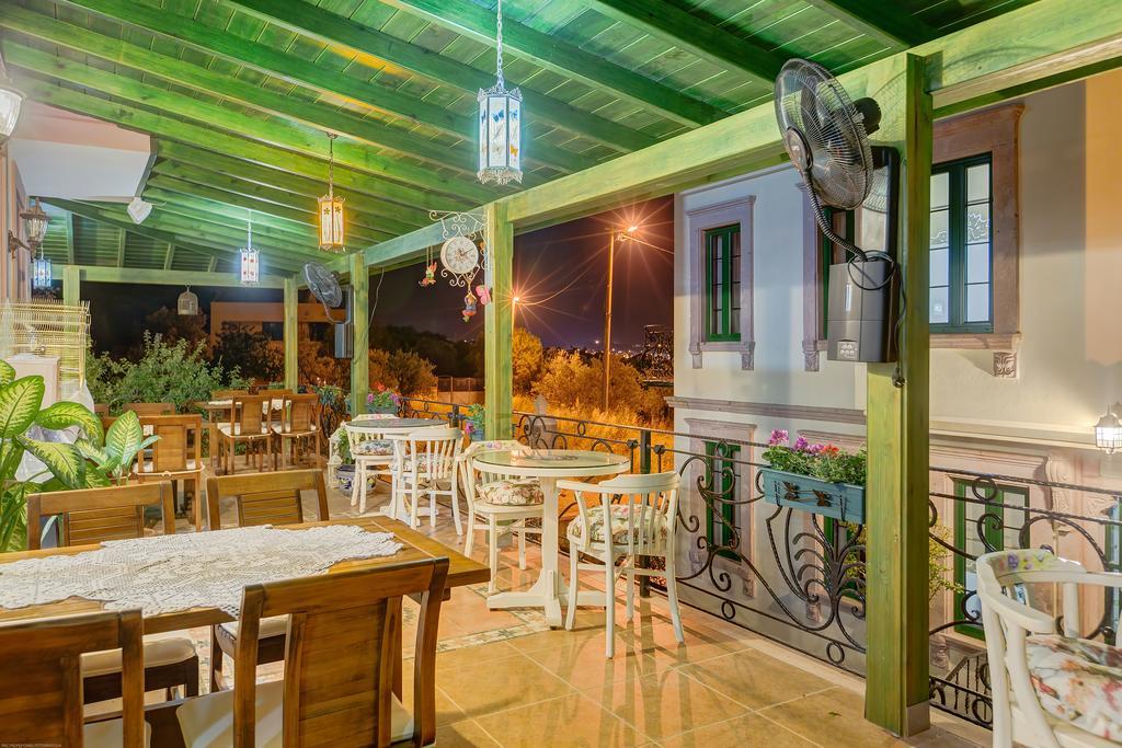 Cunda Esen Hotel Айвалык Экстерьер фото