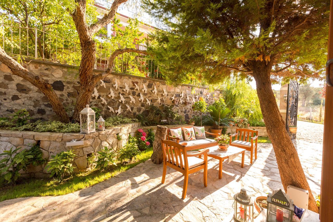 Cunda Esen Hotel Айвалык Экстерьер фото